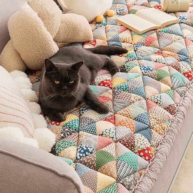 Floral Cotton Sofa Cover | Quilted Non-Slip Protective Couch Mat | Woofing Deals