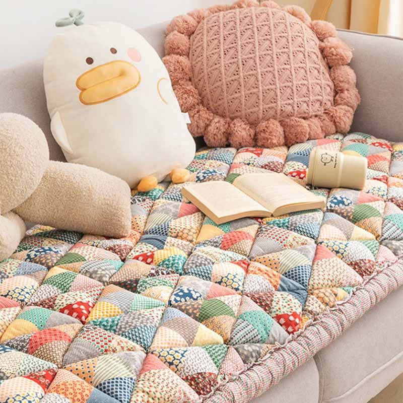 Floral Cotton Sofa Cover | Quilted Non-Slip Protective Couch Mat | Woofing Deals