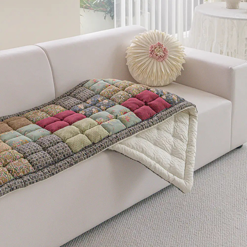 Floral Padded Pet Sofa Cover | Non-Slip Washable Couch Mat | Woofing Deals