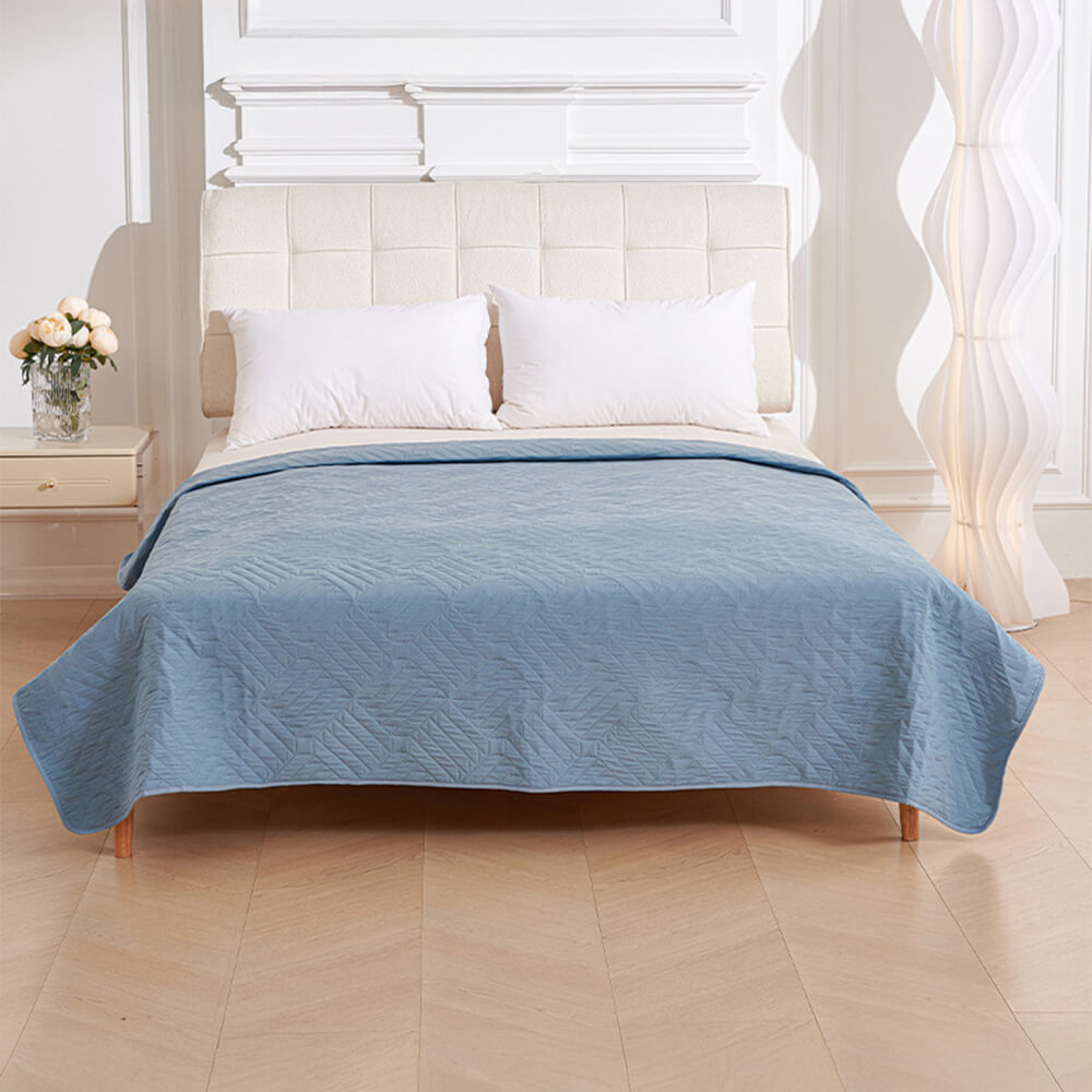 Waterproof Pet Blanket | Urine-Proof Washable Bed Cover | Soft Multi-Use Protector | Woofing Deals