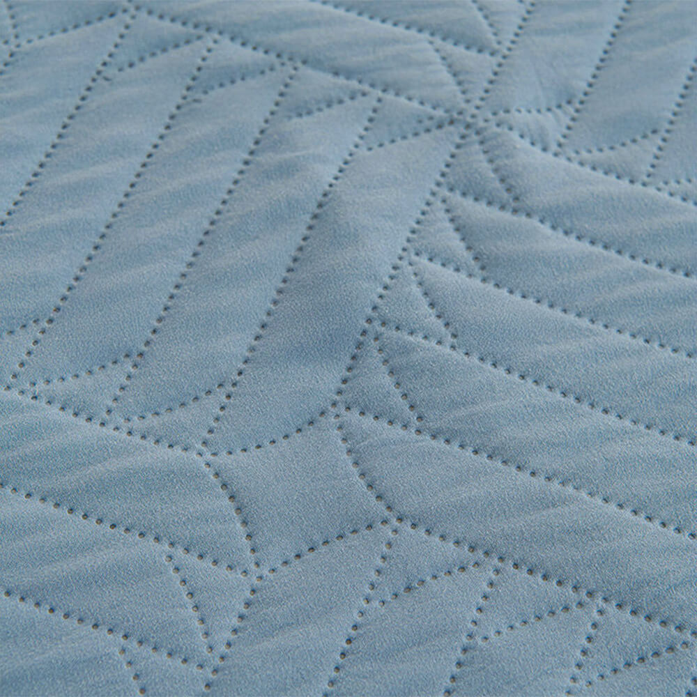 Waterproof Pet Blanket | Urine-Proof Washable Bed Cover | Soft Multi-Use Protector | Woofing Deals