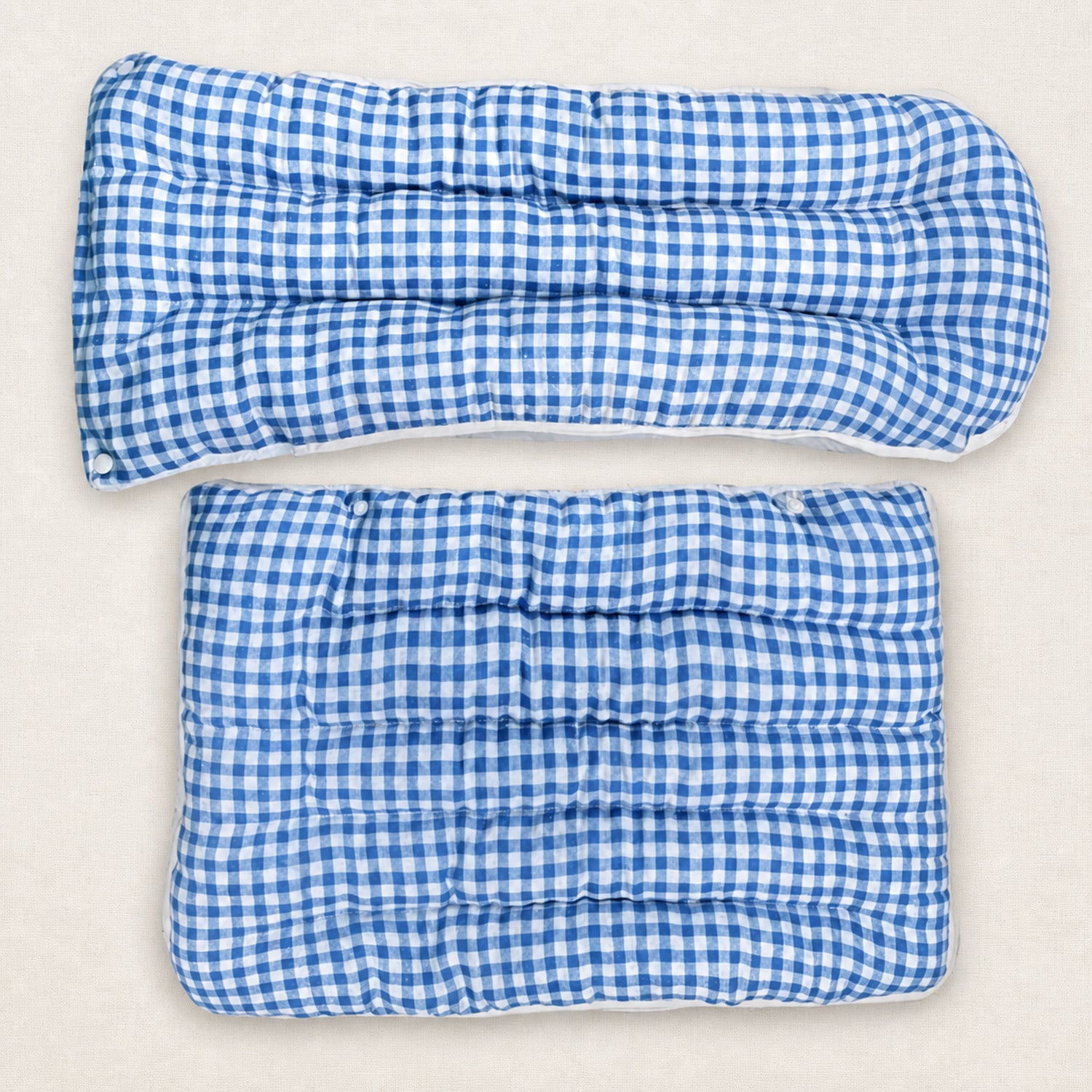 Cosy Gingham Cat Bed | Warm Washable Enclosed Pod with Removable Top