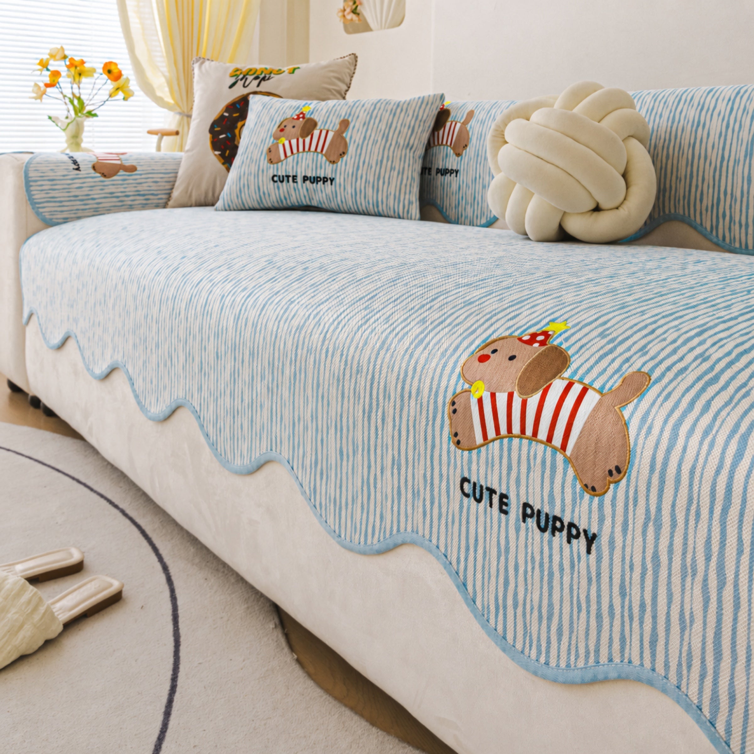 Puppy Cooling Sofa Cover | Anti-Scratch Non-Slip | Machine Washable Pet Protector