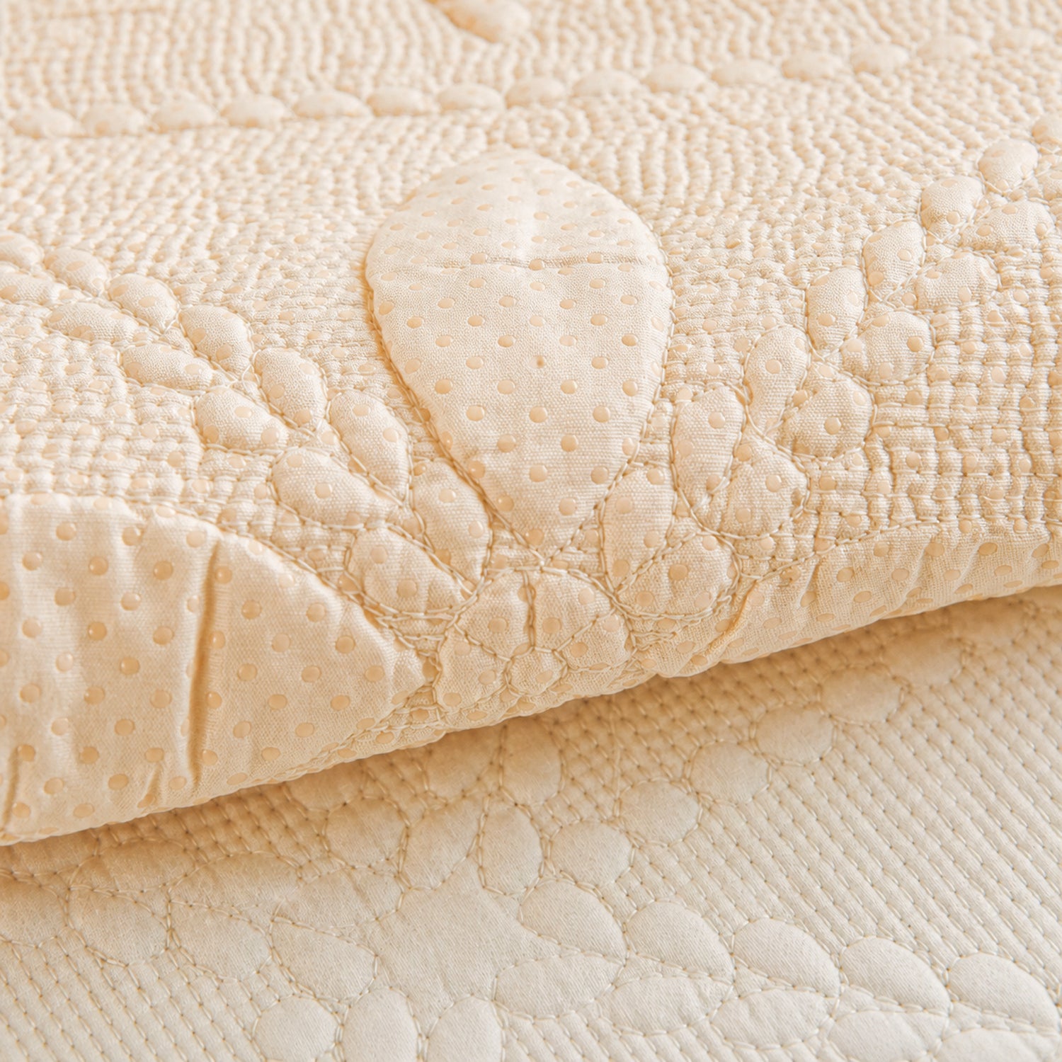 Leaf Lattice Quilted Sofa Protector | Cotton | Non-Slip & Machine Washable