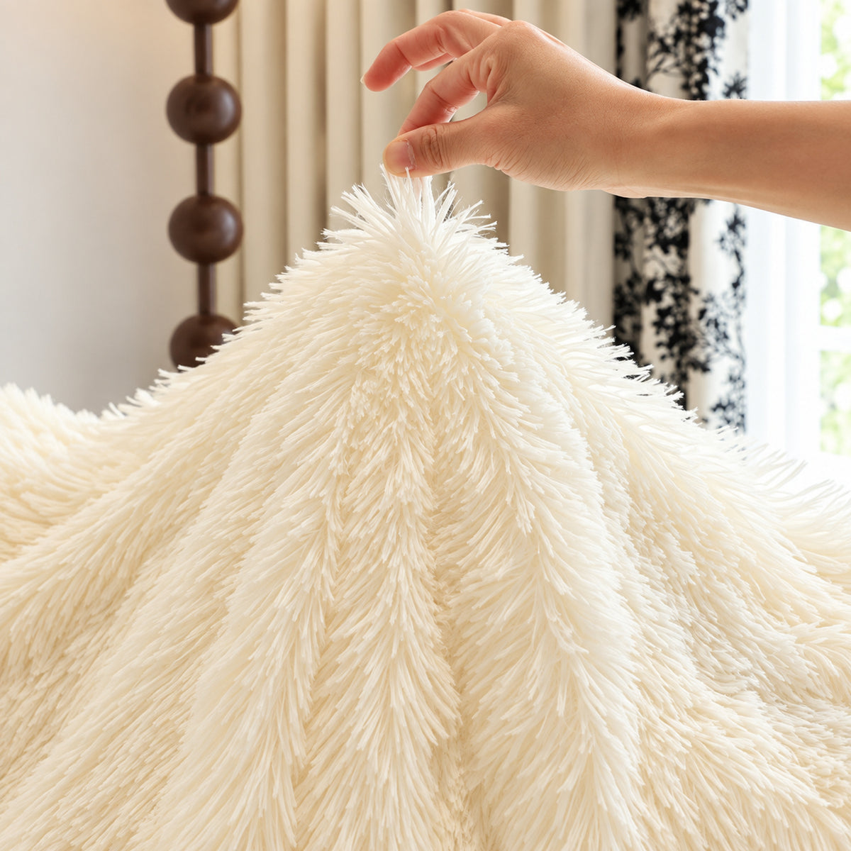 Sofa Cover | Plush Flannel Sofa Throw | Long-Pile Sofa Protector