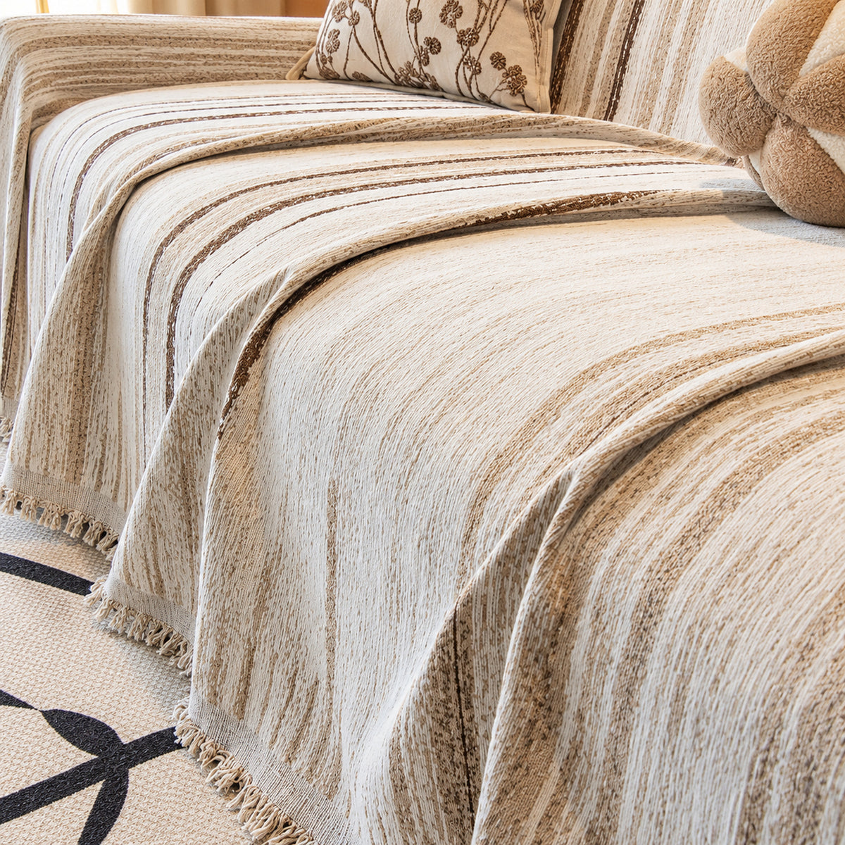 Chenille Sofa Cover | Non-Slip Sofa Throw | Scratch-Resistant & Machine Washable