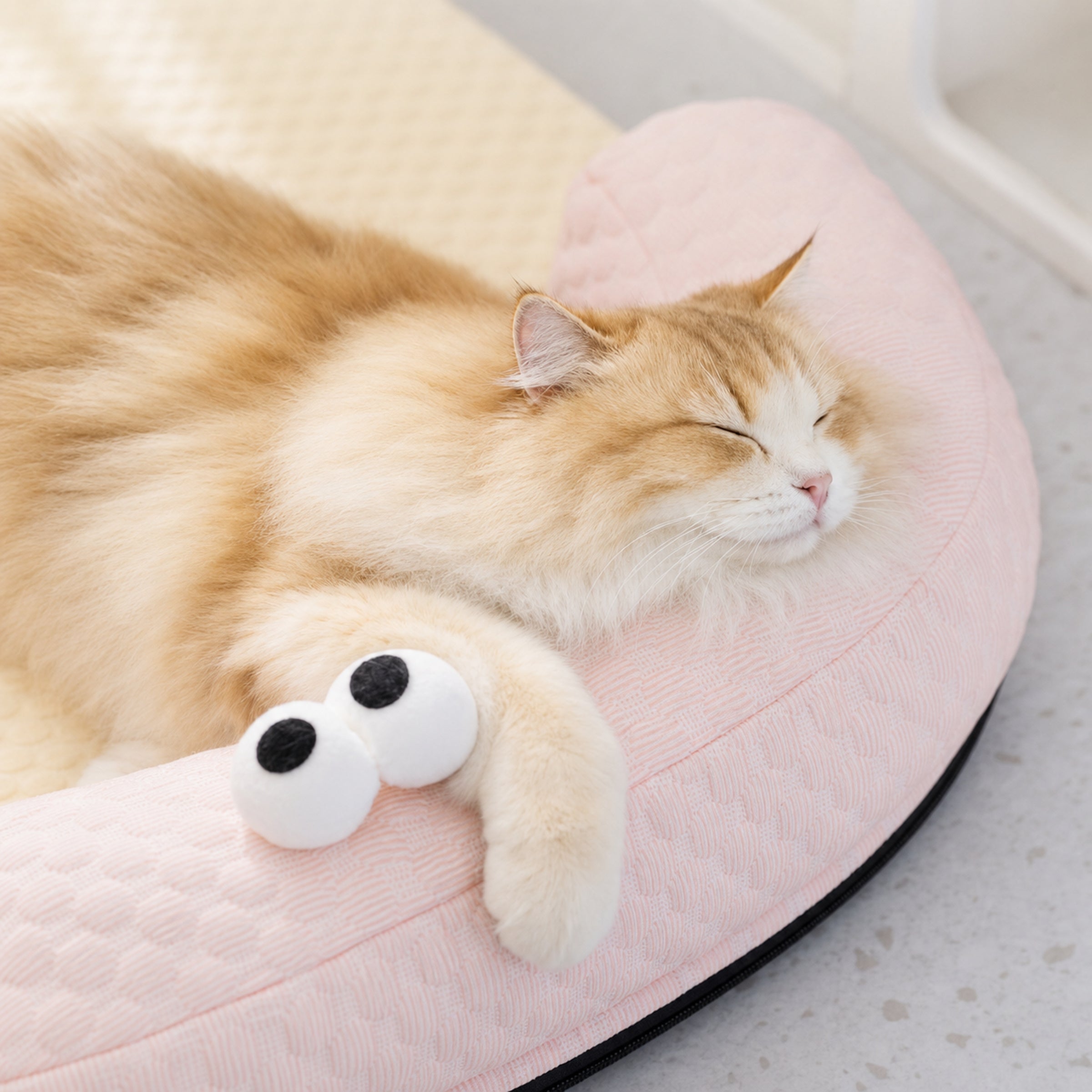 Question Mark Cooling Pet Mat | Breathable Washable Summer Bed
