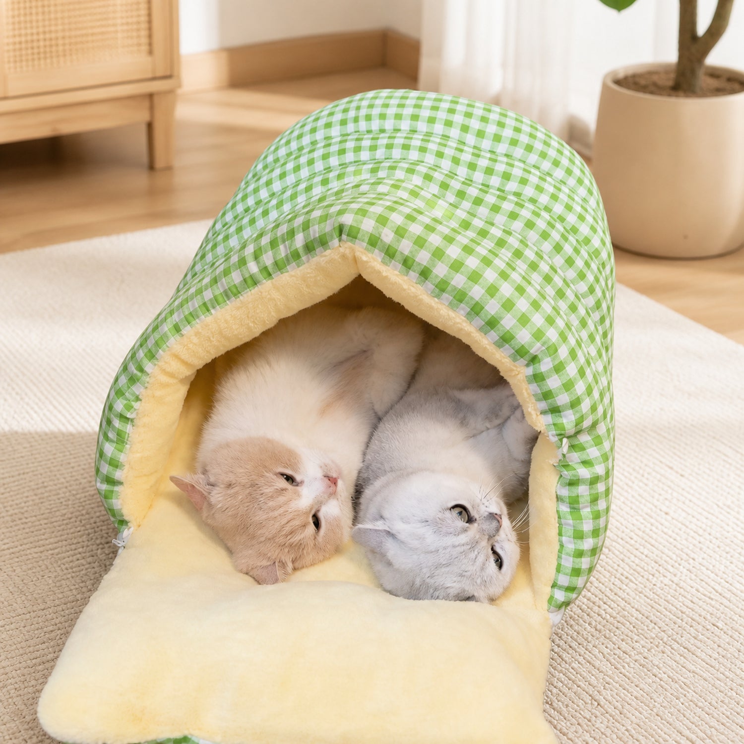 Cosy Gingham Cat Bed | Warm Washable Enclosed Pod with Removable Top