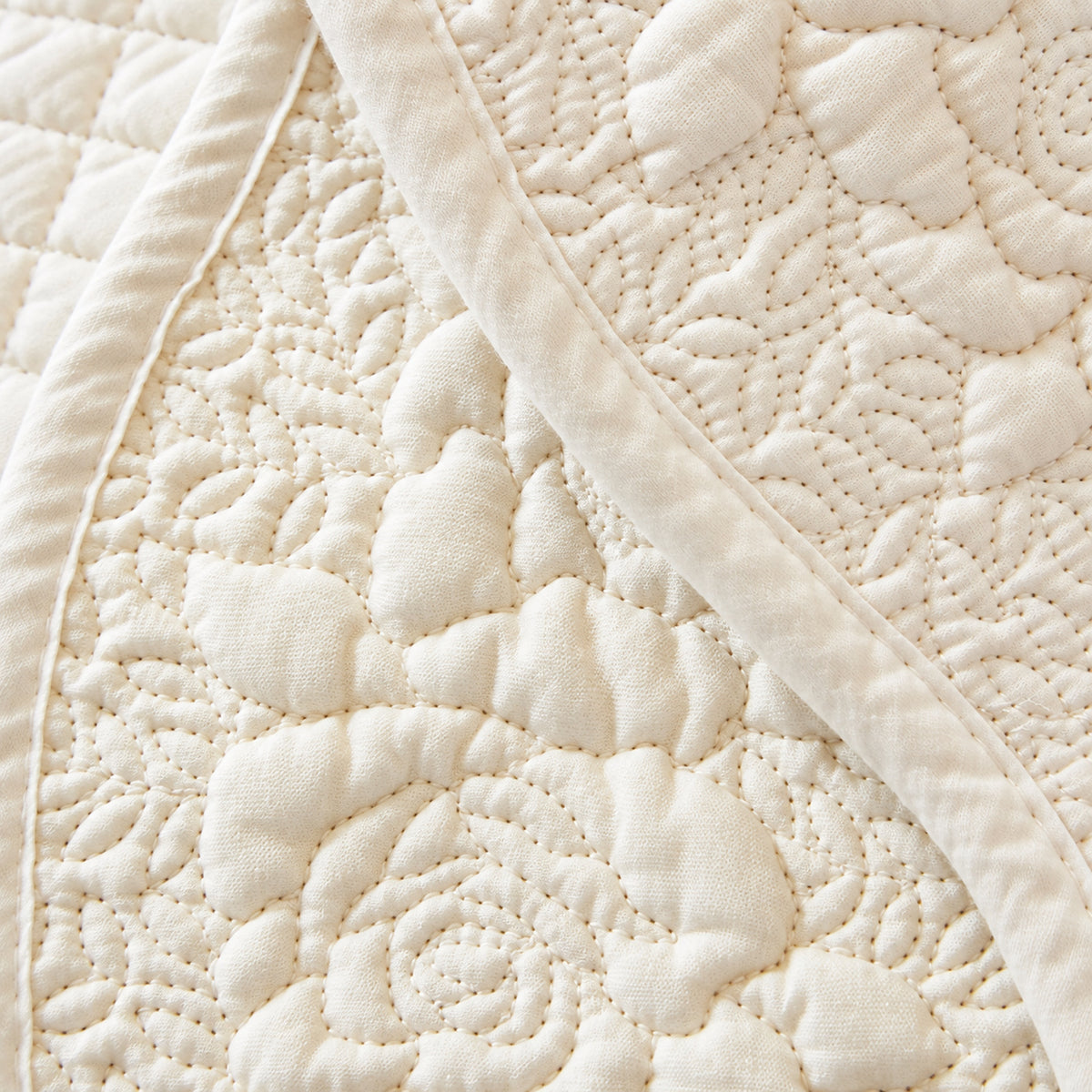 Rose Garden Sofa Cover | Quilted Cotton | Washable Sofa Protector