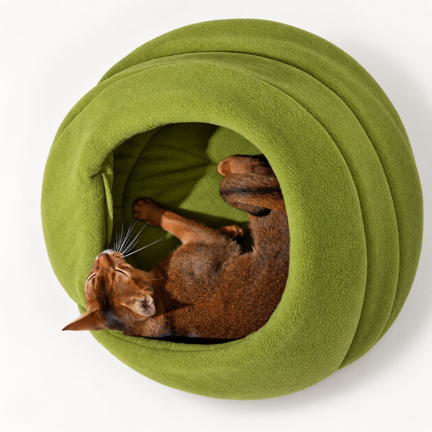 Cosy Cat Cave Bed | Soft Fleece Lining | Indoor Hideaway for All Seasons