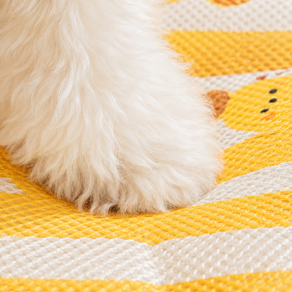 Banana Dog Bed | Breathable All-Season Pet Bed
