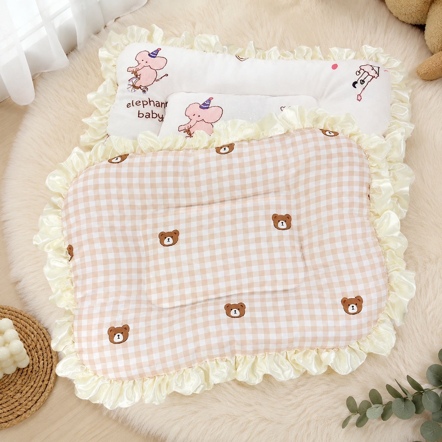 All-Season Reversible Pet Mat | Breathable Fabric & Warm Flannel