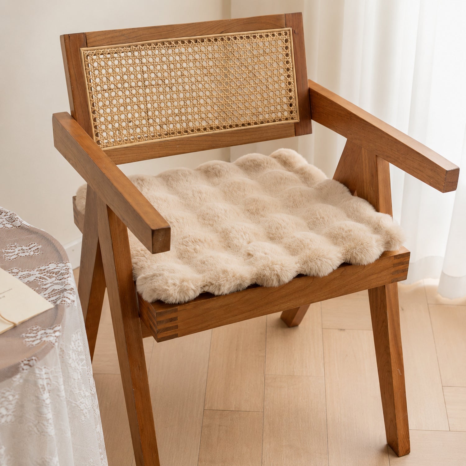 Plush Pet Mat | Soft Tufted Dog & Cat Cushion | Versatile Design