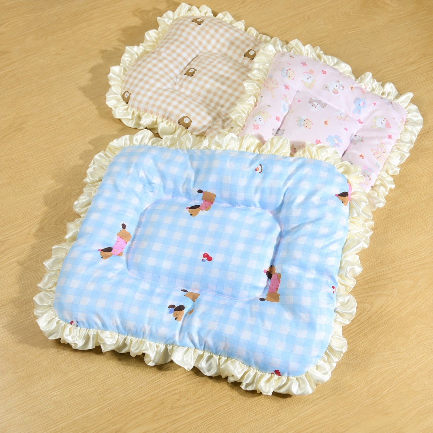 All-Season Reversible Pet Mat | Breathable Fabric & Warm Flannel