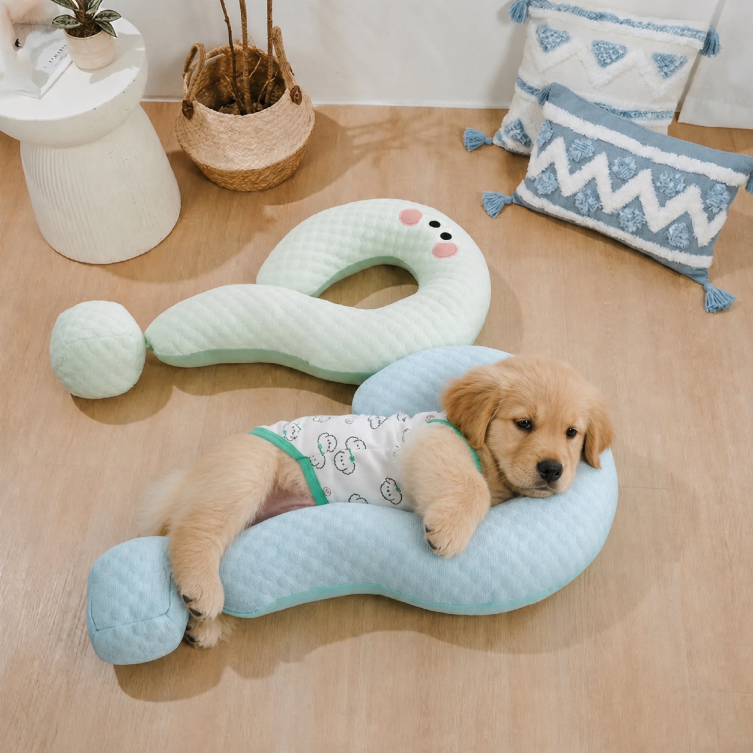 Cooling Dog Pillow | Ice Silk Question Mark Support Cushion