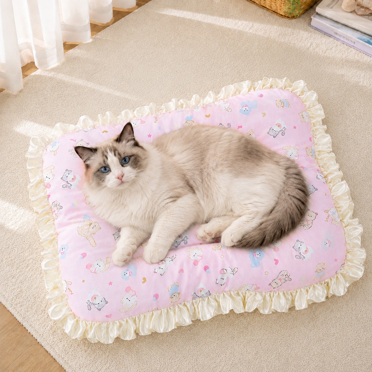 All-Season Reversible Pet Mat | Breathable Fabric & Warm Flannel