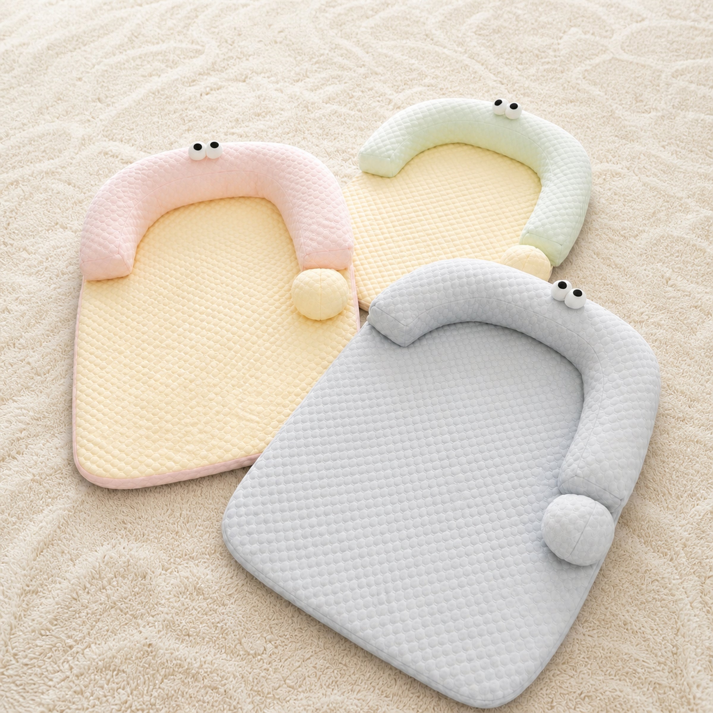 Question Mark Cooling Pet Mat | Breathable Washable Summer Bed