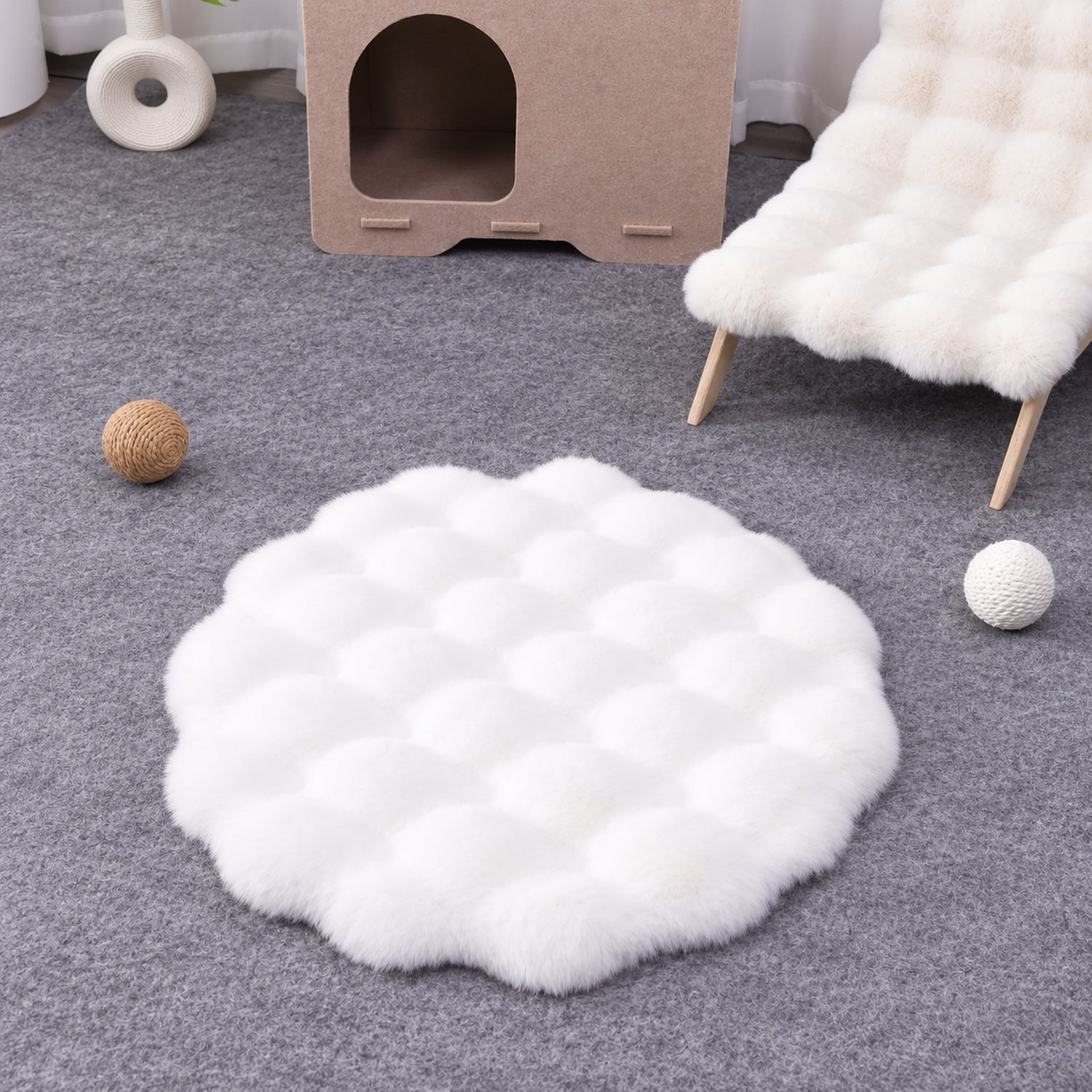 Flower Pet Mat | Thick Plush Round Bed | Washable Anti-Slip Cushion for Cats & Dogs
