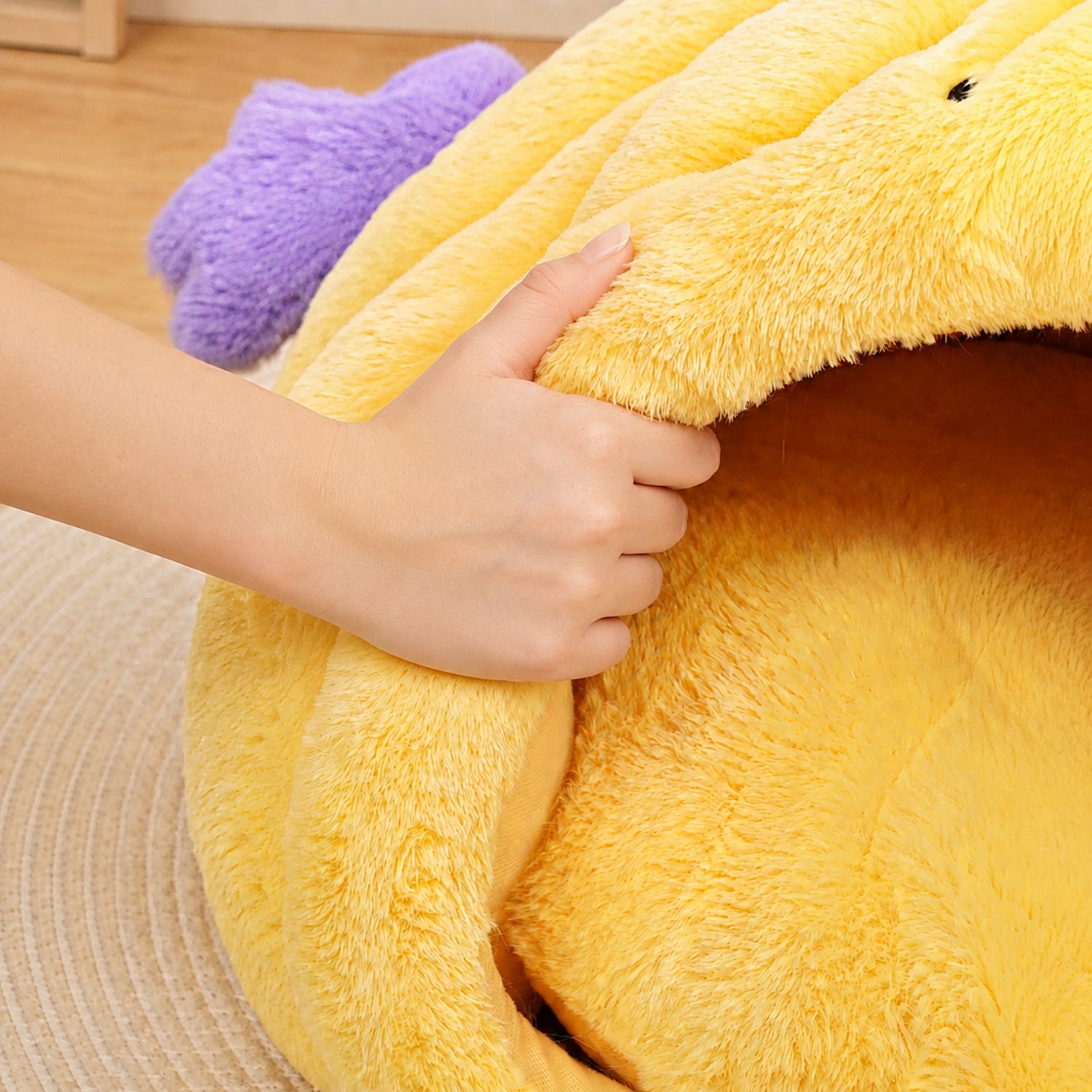 Pumpkin Enclosed Pet Bed | Plush Winter Hideaway | Non-Slip for Cats & Small Dogs