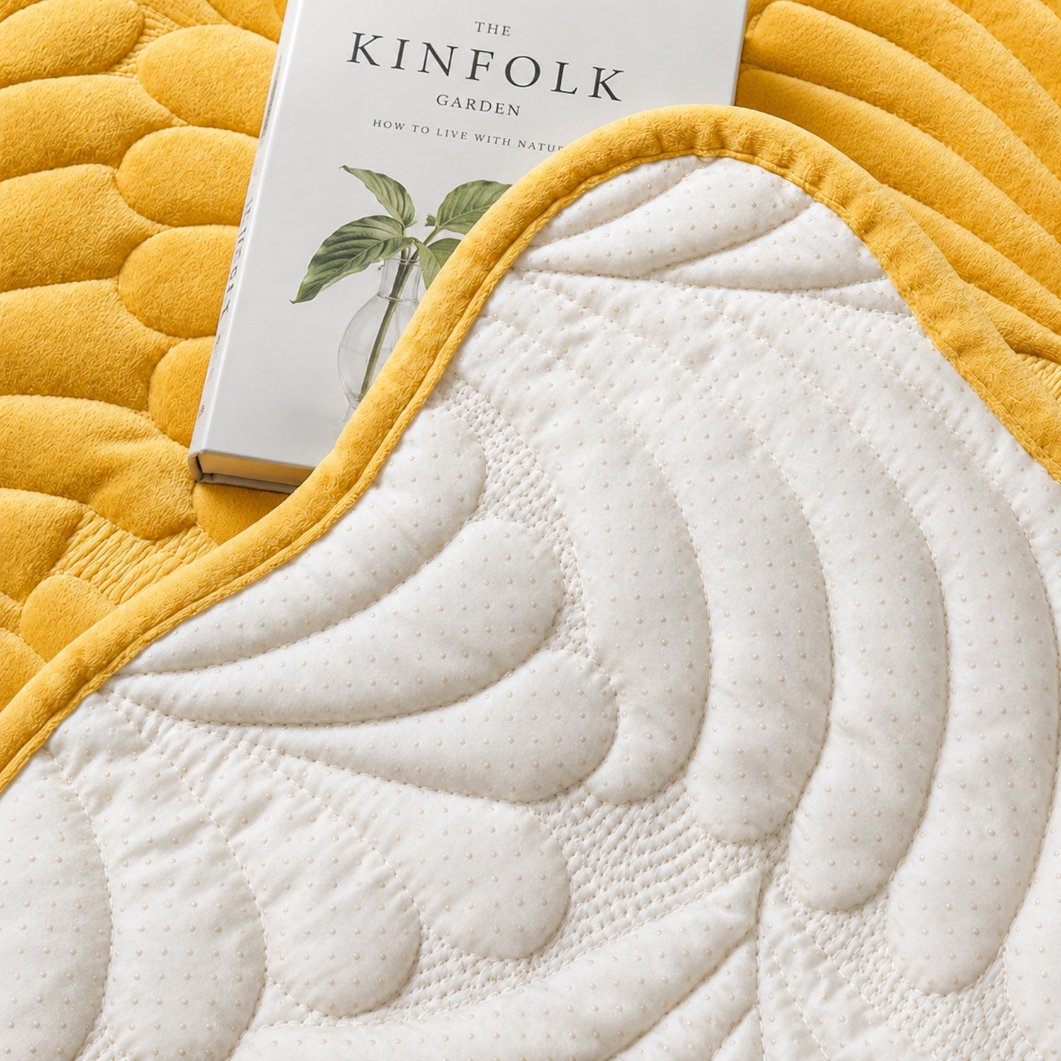 Leaf Sofa Protector | Non-Slip & Scratch-Resistant | Soft Plush Fleece